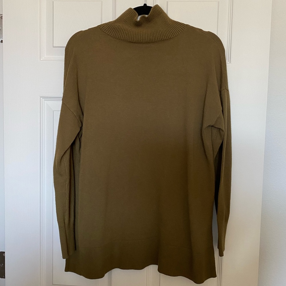 Turtle neck shirt - Picture 6 of 9